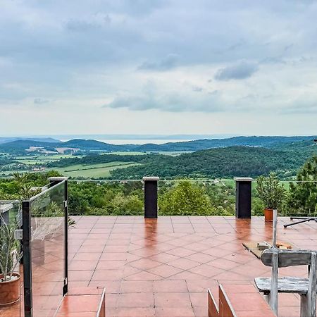 Borospince Vendégház Pécsely Exteriér fotografie